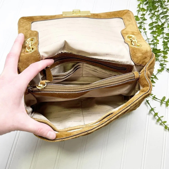 Michael Kors Tan Camel Suede Large Sloan Quilted Leather Shoulder Bag Chain - Picture 8 of 9